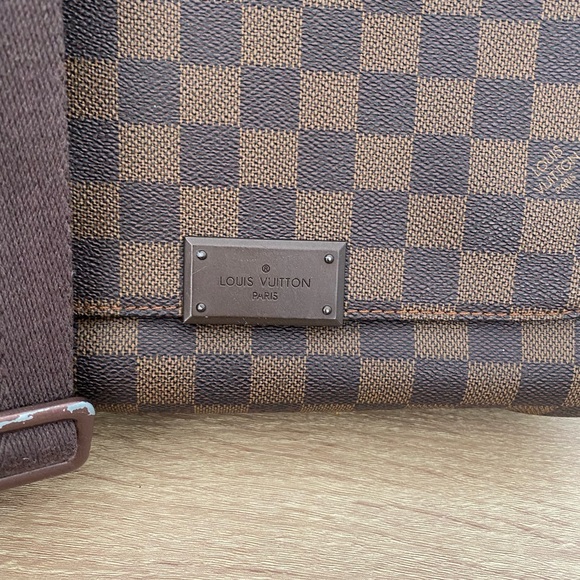 Louis Vuitton District Messenger Bag PM Brown Canvas Damier - Picture 10 of 14